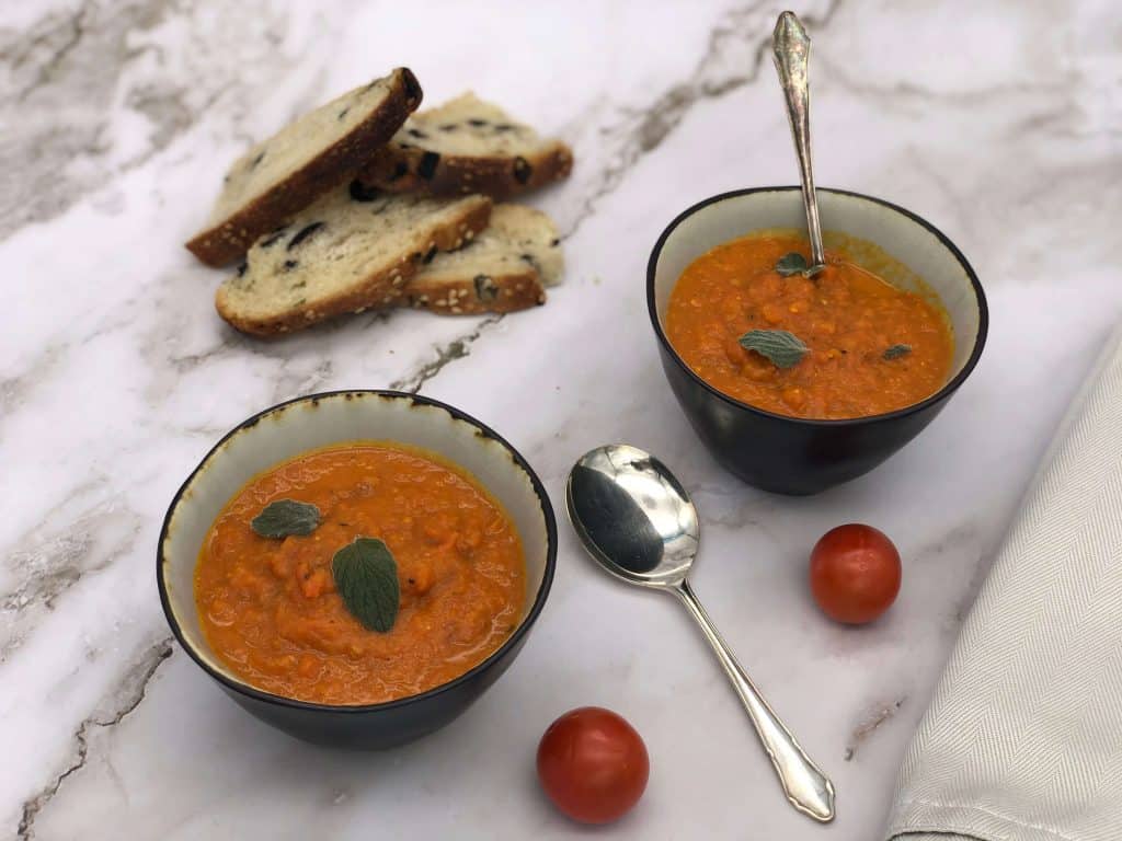 Bowls of delicious vegetarian soup