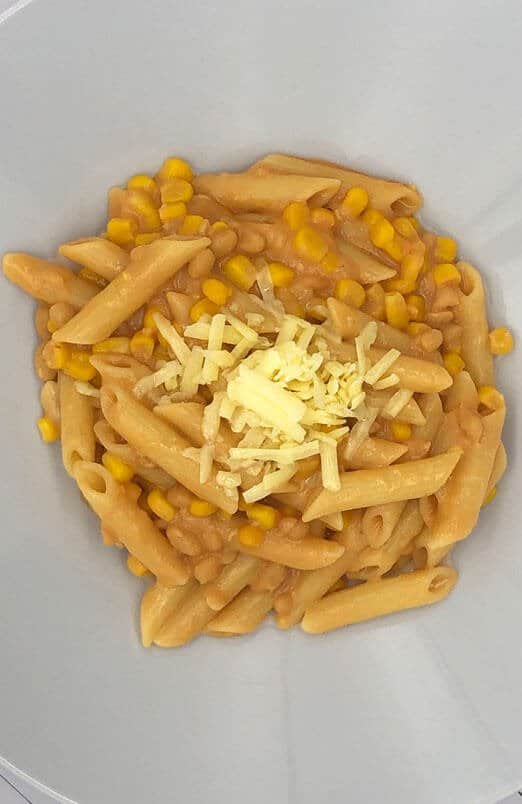 Cheesy beans pasta with sweetcorn