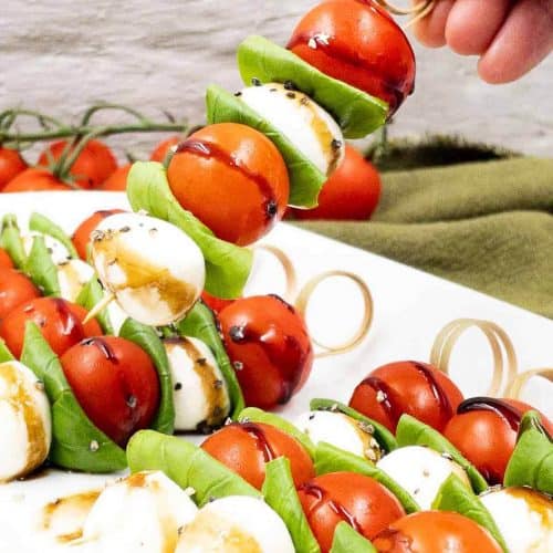 Easy Caprese Skewers - Splash of Taste