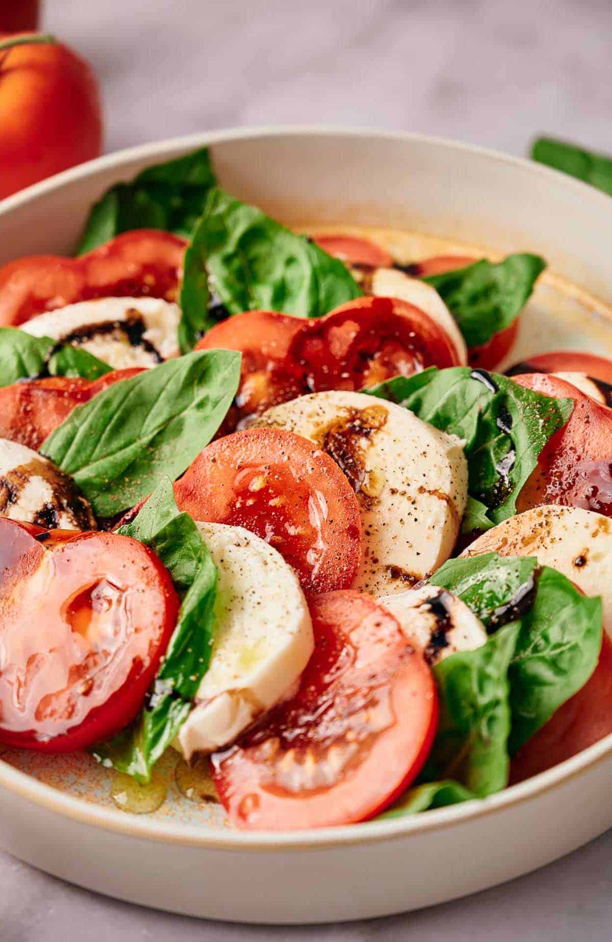 A bowl of delicious Caprese salad.