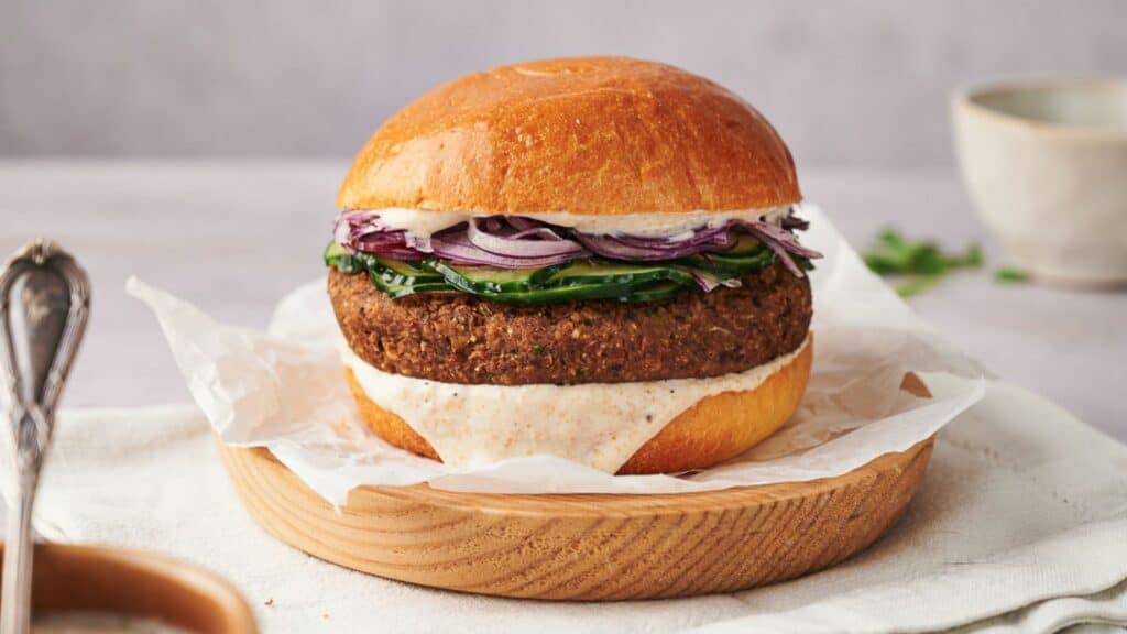 Veggie burger image for MSN.