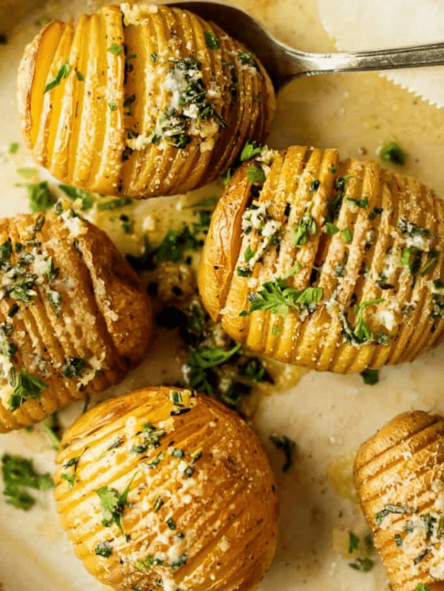 The Secret to Insanely Crispy Hasselback Potatoes? It’s Easier Than You Think!